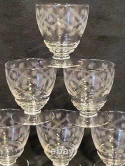 10 anciens verres à vin porto en cristal gravé ciselé art déco