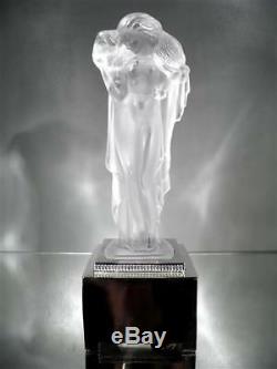 1920-30 Sèvres Lampe Veilleuse En Métal Nickelé Et Verre Pressé-moulé Art Déco