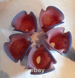5 Tulipes en pâte de verre rouge et bleu signé h 14,5 cm