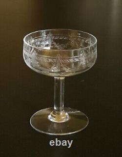 6 Coupes De Champagne Gravé En Verre Ancien (18 En Stock) Louis XVI Art Deco