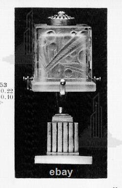 A. Boyreau Lampe Art Déco En Verre Moulé Pressé Et Bronze Nickelé 1930