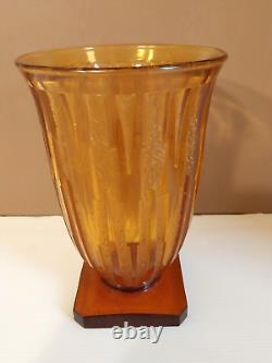 Ancien Vase en Verre Moulé Pressé Ambré Satiné Epoque ART DECO