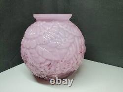 Ancien vase boule en verre moulé Delatte Nancy décor en relief vintage art déco