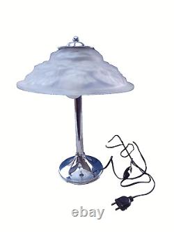 Ancienne lampe de bureau Champignon Art-Déco-en métal chromé et verre compressé