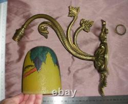 Applique art déco / années 30 en bronze & tulipe verre émaillé Oiseaux exotiques