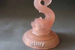 Art Déco, Pied de Lampe en Verre pressé-moulé formé d'un dauphin rose