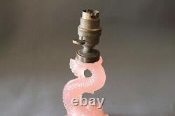 Art Déco, Pied de Lampe en Verre pressé-moulé formé d'un dauphin rose