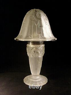 Aubin Ollier Lampe Champignon Art Déco En Verre Moulé Pressé Et Fer Forgé 1930