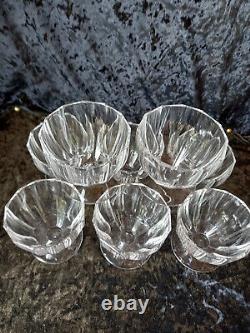 BACCARAT (RARE) 8 VERRES à VIN BLANC en CRISTAL, ART-DECO, TRES BON ETAT