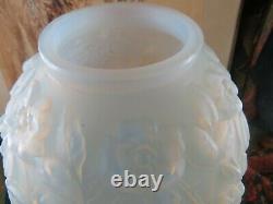 Bel ancien vase boule de verre art deco epok 1930 verlys opalescent pate
