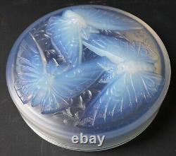 Boite verre OPALESCENT VERLYS ART DECO DECOR PAPILLON DE NUIT Era Sabino Lalique