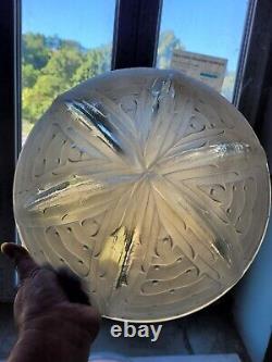 Chandelier Lustre en verre moulé Art Deco la maitrise muller degue des hanots