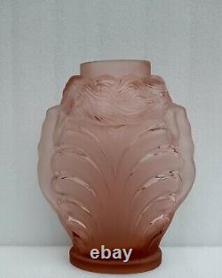 Edmond ETLING Ancien Vase Femmes nymphes Art Déco verre rose pressé moulé