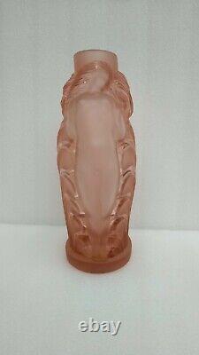 Edmond ETLING Ancien Vase Femmes nymphes Art Déco verre rose pressé moulé