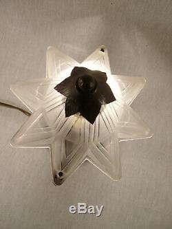 Genet et Michon Lampe art déco en étoile métal et tulipe en verre pressé 1925