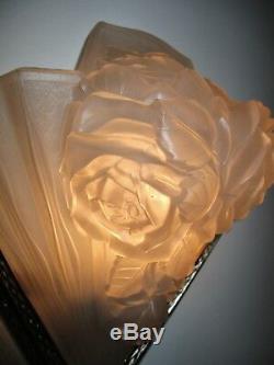 Grande Applique Art Déco bouquet de roses verre pressé VERDUN era Muller Degué