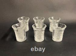 Lalique, six verres à liqueur. Décor de putti, enfants ou chérubins. Art deco