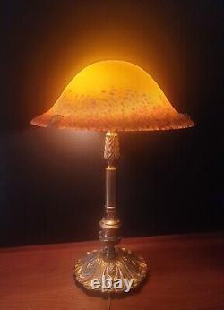 Lampe Époque Art-Déco Pâte De Verre Bronze Où Laiton