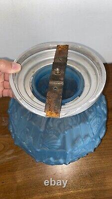 Lampe Plafonnier art déco Globe en pâte de verre bleue pressé Moulé 1930