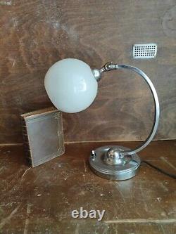 Lampe à poser bureau chevet ancienne articulée chromée opaline art déco lumsm54