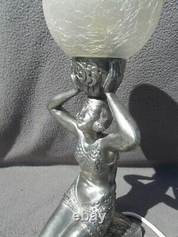 Lampe art deco 1930 statue femme danseuse globe en verre sculpture veilleuse