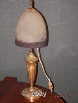 Lampe art deco en pate de verre DEGUE et Bronze