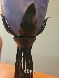 Lampe art deco fer forgé tulipe pate de verre bleue