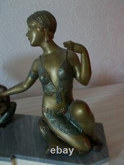 Lampe sculpture art deco 1930 statuette femme danseuse orientale aux bijoux