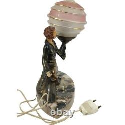Lampe veilleuse Arts Déco femme en robe avec globe en verre à motifs dorés à l