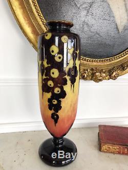 Le Verre Français Vase D'époque Art Déco En Verre Multicouche Signé De 37cm H