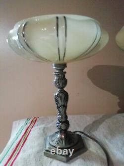 Paire LAMPE de CHEVET, TABLE ART DECO opaline double creme pieds metal