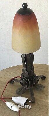 Paire de Lampes Art Déco en Fer Forgé / Pâte de Verre Schneider. 1920/30s