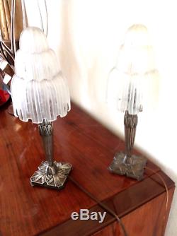 Paire de lampes d'époque 1930 en verre soufflé-moulé
