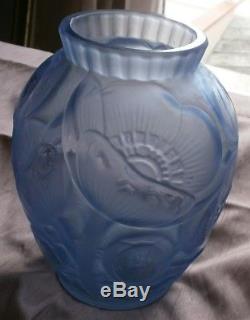Pierre D' AVESN Vase verre pressé moulé Art déco Années 30 Modèle fleur de PAVOT