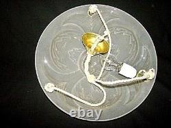 Plafonnier coupe en verre moulé blanc satiné diamètre 40 cm ép. Art-déco (1930)