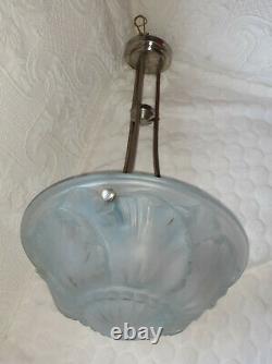 Suspension art déco 1930 vasque en verre moulé de la verrerie des Vosges