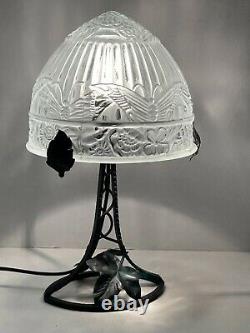 Très belle Lampe Fer Forgé art déco Dôme, globe en verre pressé