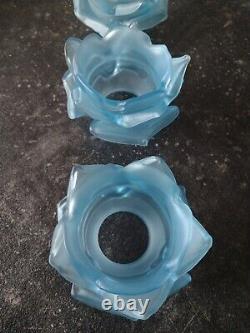 Tulipe forme roses anciennes en pâte de verre bleu art déco