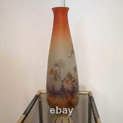 Vase piriforme allongé en verre émaillé verrerie de leune (1861-1930) art deco